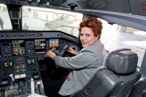 Governo esconde gasto com viagens de Dilma