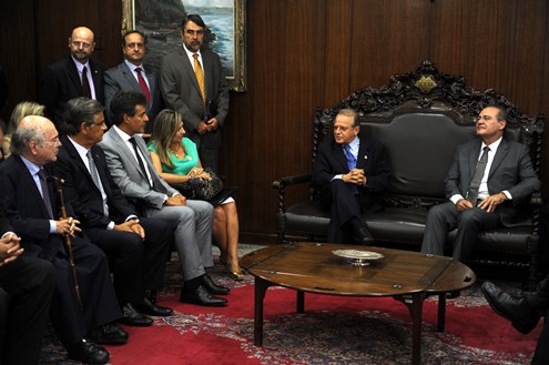 Governador Beto Richa participa de reunião com o presidente do Senado, senador Renan Calheiros. Brasília, 04/02/2014. Foto: Ricardo Almeida/ANPr