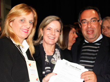 1004-regina_gleisi_vargas