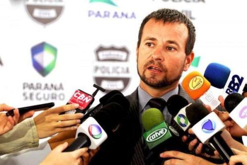 Richa cria Divisão de Homicídios na Polícia Civil do PR Richa cria Divisão de Homicídios na Polícia Civil do PR