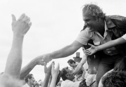 José Richa venceu o "salto no escuro" José Richa venceu o "salto no escuro"