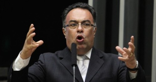 Sindicância conclui que Vargas favoreceu negociatas no governo Sindicância conclui que Vargas favoreceu negociatas no governo