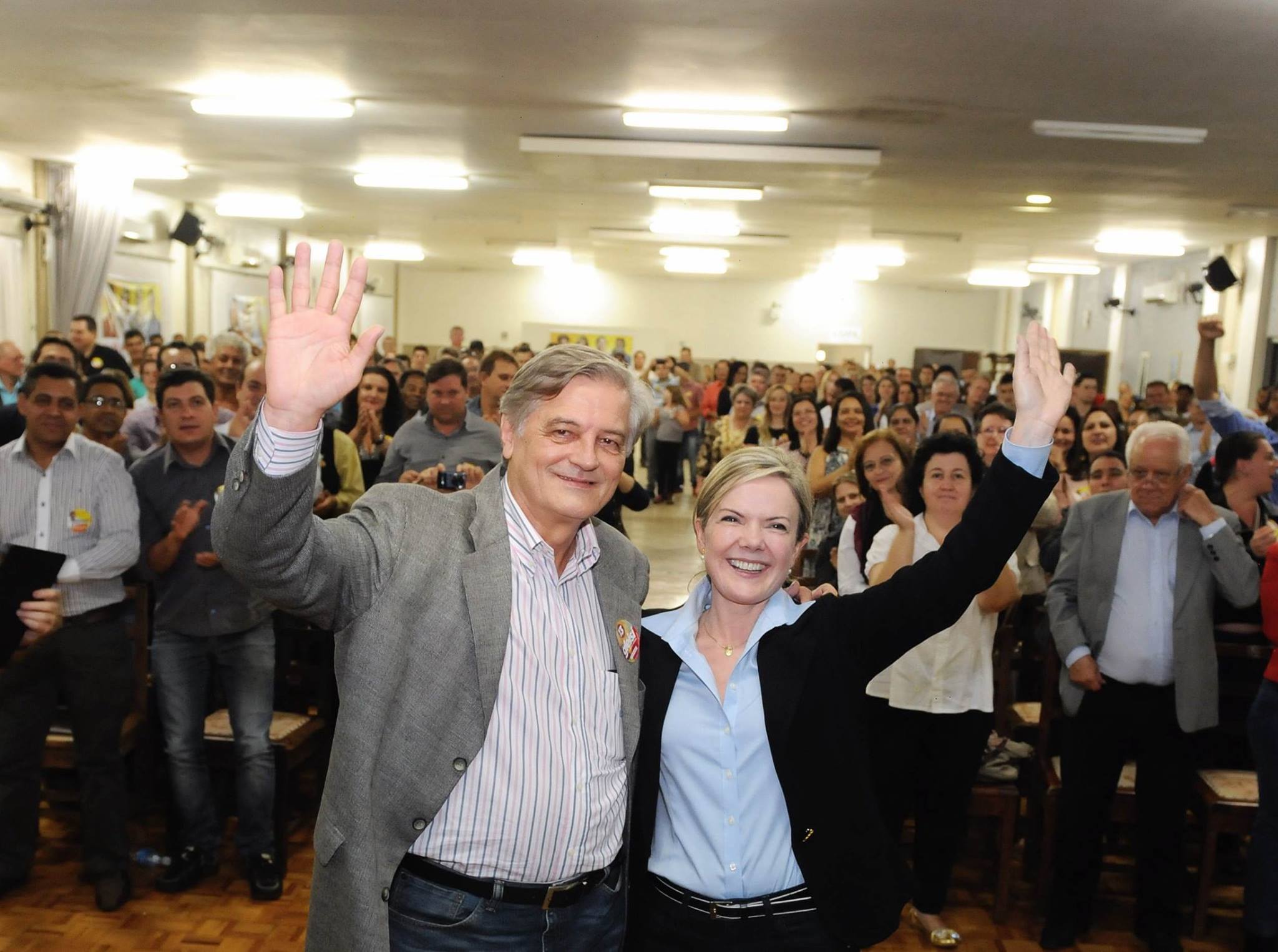 Vice de Gleisi 'aparece' sem 'explicar' hospital quebrado Vice de Gleisi 'aparece' sem 'explicar' hospital quebrado