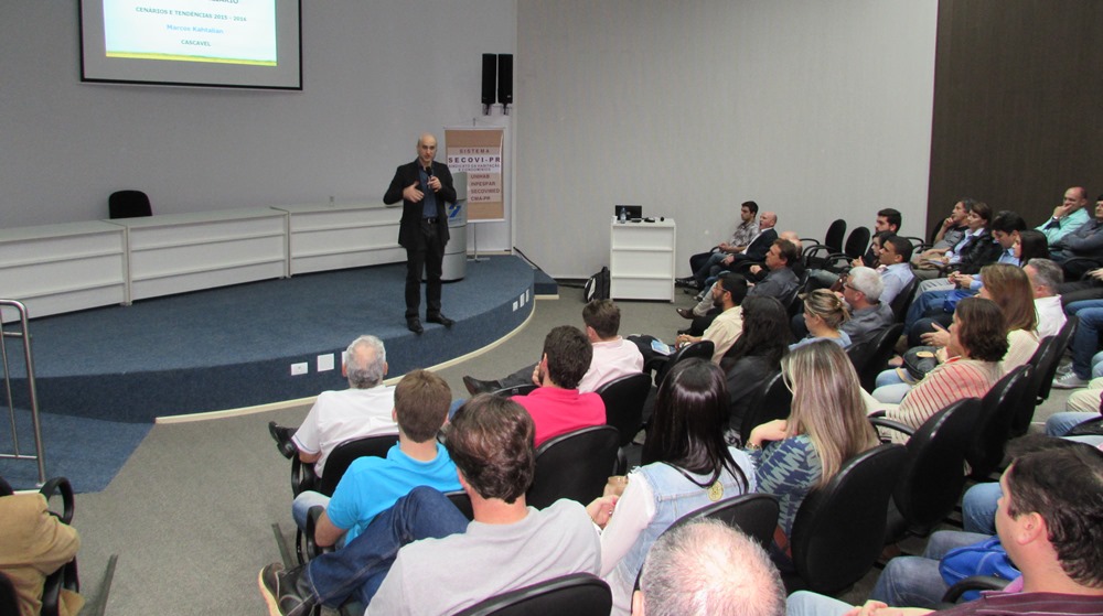 Oeste na contramão da crise, diz especialista