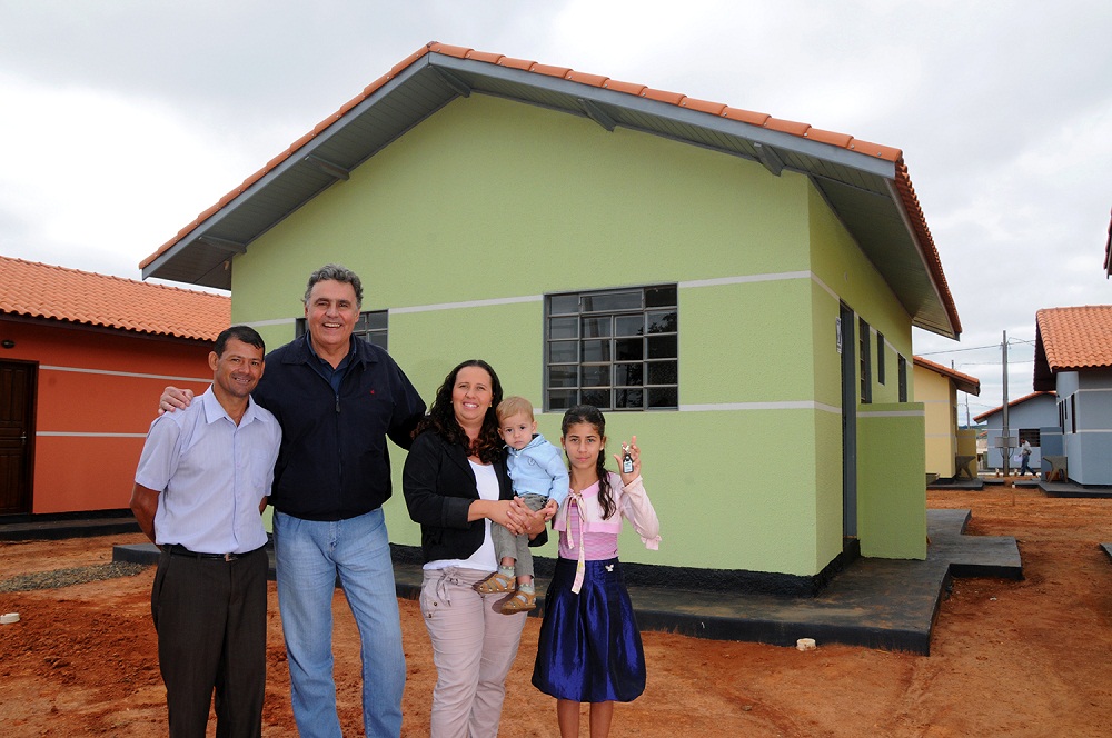 Cohapar busca parcerias para construir mais casas