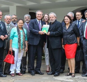 090/03/2016- Brasília- DF, Brasil- O ex-presidente Luiz Inácio Lula da Silva durante caf'w da manhã com o senador Renan Calheiros. Foto: Ricardo Stuckert/ Instituto Lula