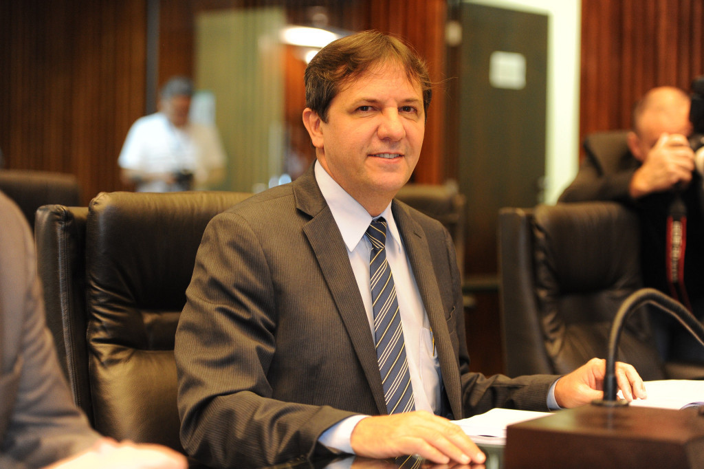 Sete deputados são candidatos a prefeito