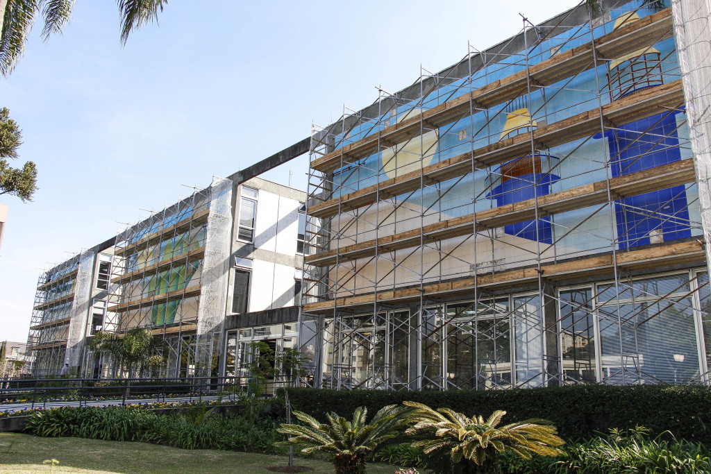 Fruet restaura obra de Greca