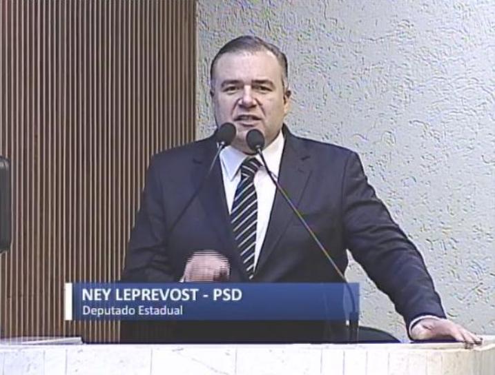 Ney Leprevost cobra nomeação de aprovados no concurso da Guarda Municipal de Curitiba