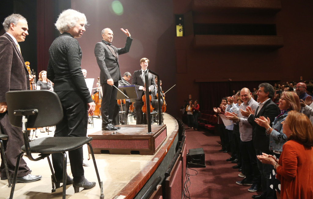 Orquestra Sinfônica faz concerto em homenagem ao ex-governador José Richa