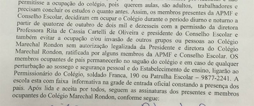 Pais fazem vigília para evitar ocupação de escola