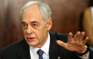 Coluna Boca Maldita desta segunda, 10