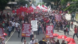 manifestacao curitiba