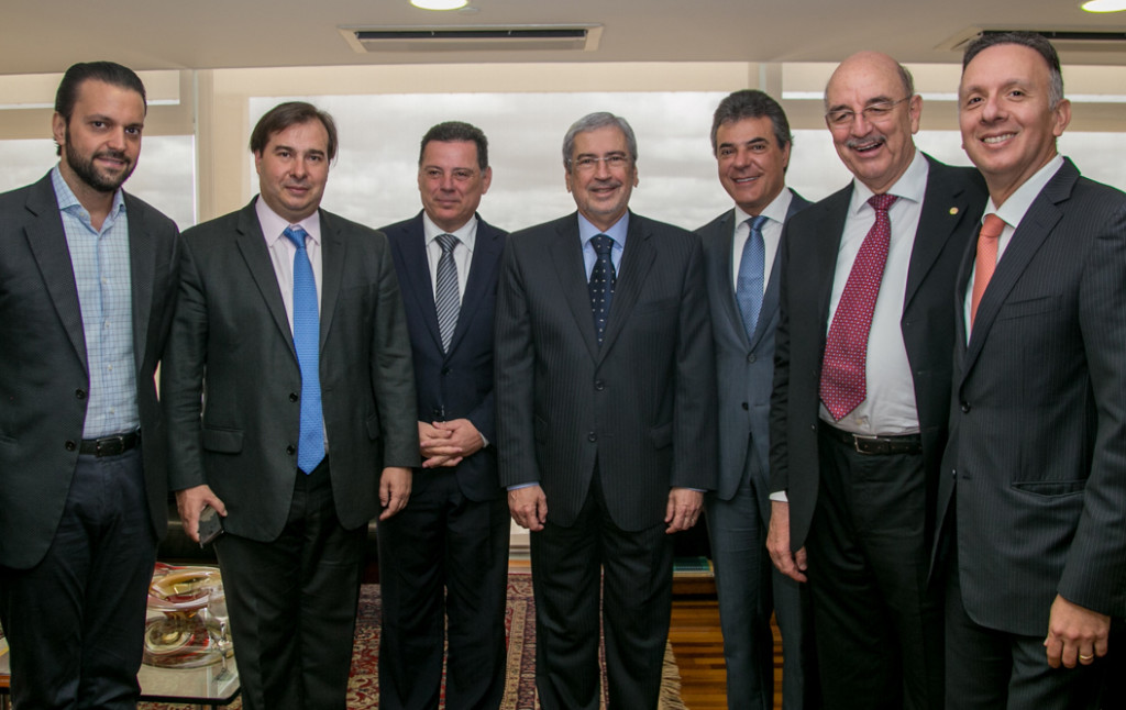 Boca Maldita: Em Brasília, Richa pede 32 milhões para obras de saneamento