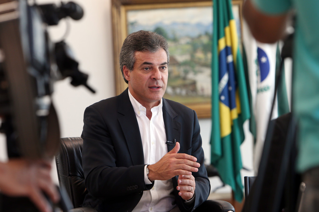 Governador Beto Richa durante entrevista à Rede Massa. Curitiba, 04/01/2016. Foto: Orlando Kissner/ANPr