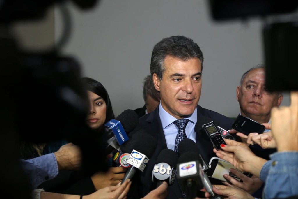 Governador Beto Richa assina liberação de recursos financeiros para o município de Foz do Iguaçu.Foz do Iguaçu, 08/06/2017.Foto: Orlando Kissner/ANPr