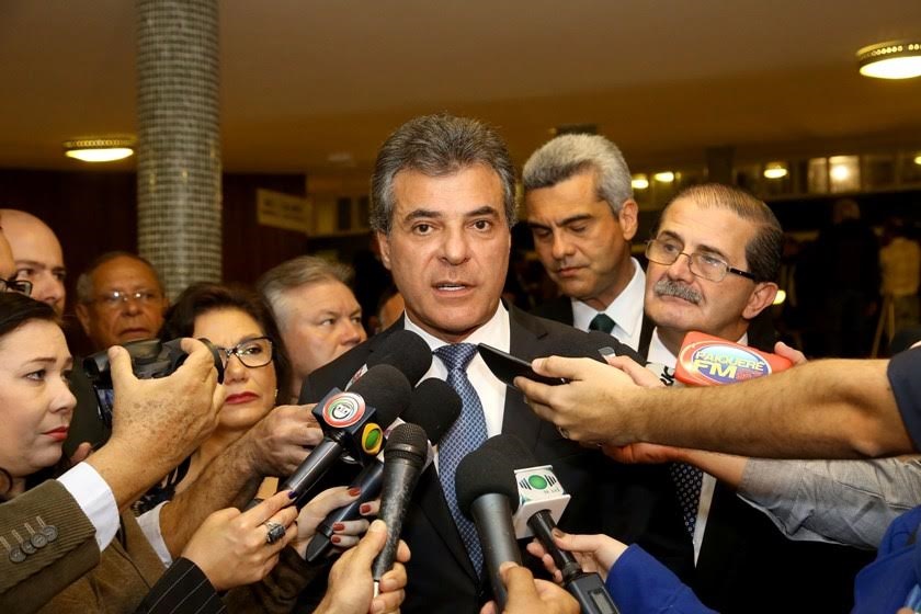 O governador Beto Richa reinaugurou nesta sexta-feira (30) o Teatro Ouro Verde, de Londrina, Norte do Estado. O prédio, tombado pelo Patrimônio Histórico do Paraná, foi destruído por um incêndio e reconstruído pelo Governo do Estado.Londrina, 30/06/2017.Foto: Jaelson Lucas/ANPr