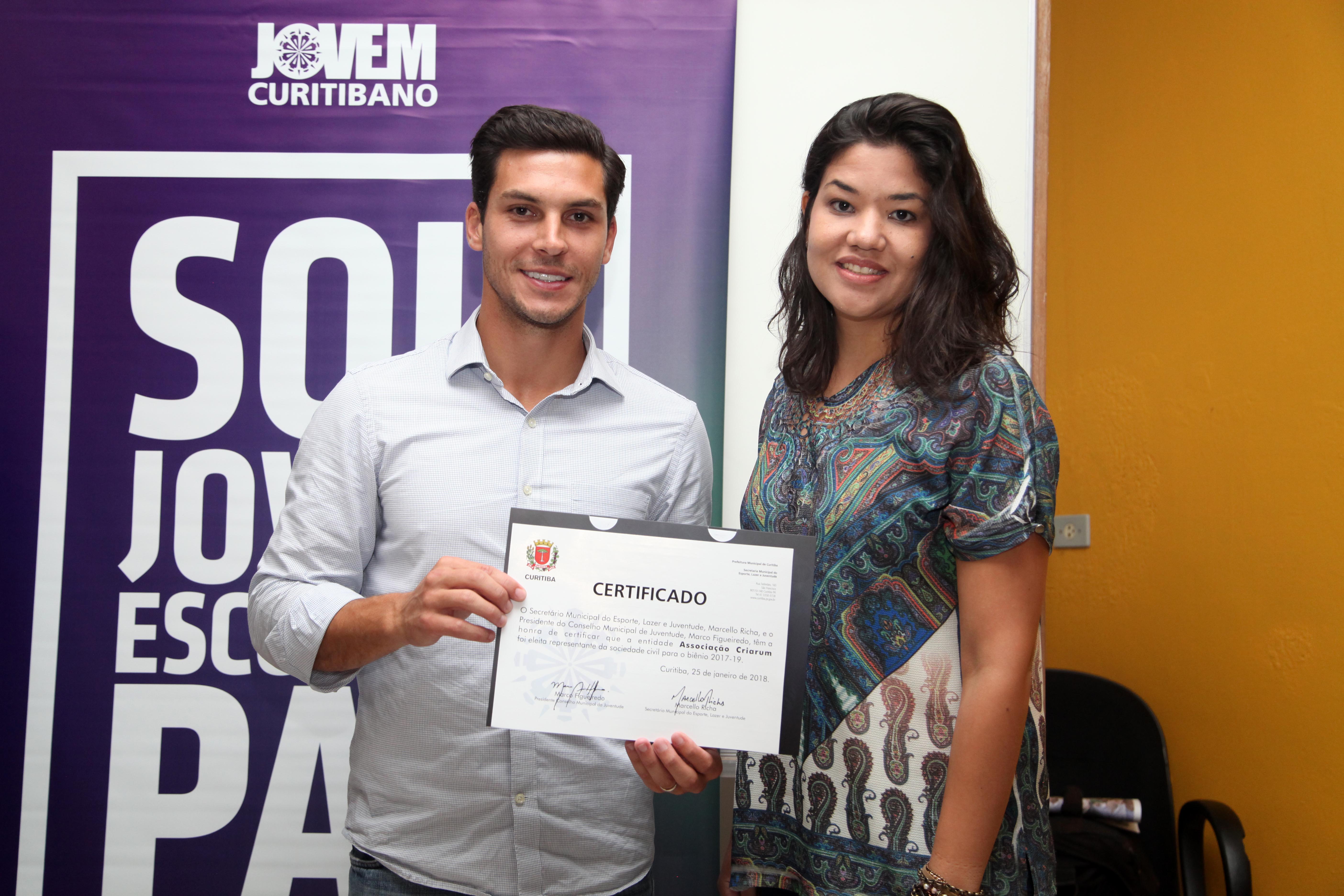 Integrantes do Conselho de Juventude de Curitiba são empossados