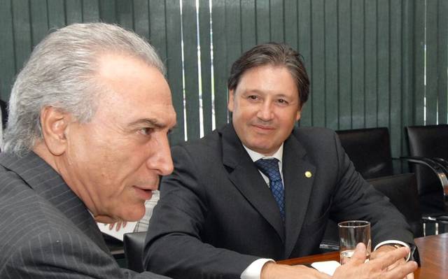 Nunca autorizei Loures a receber dinheiro em meu nome, diz Temer