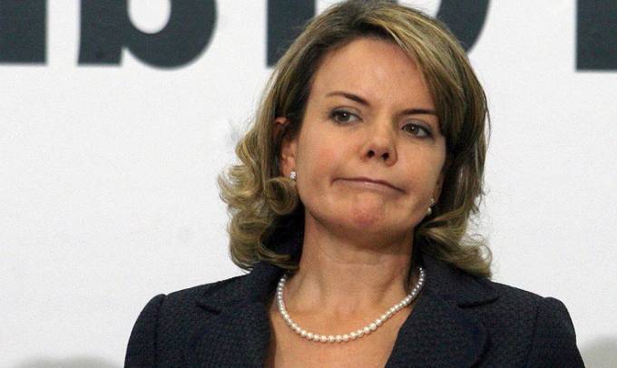 Até Gleisi quer distância do paraíso bolivariano