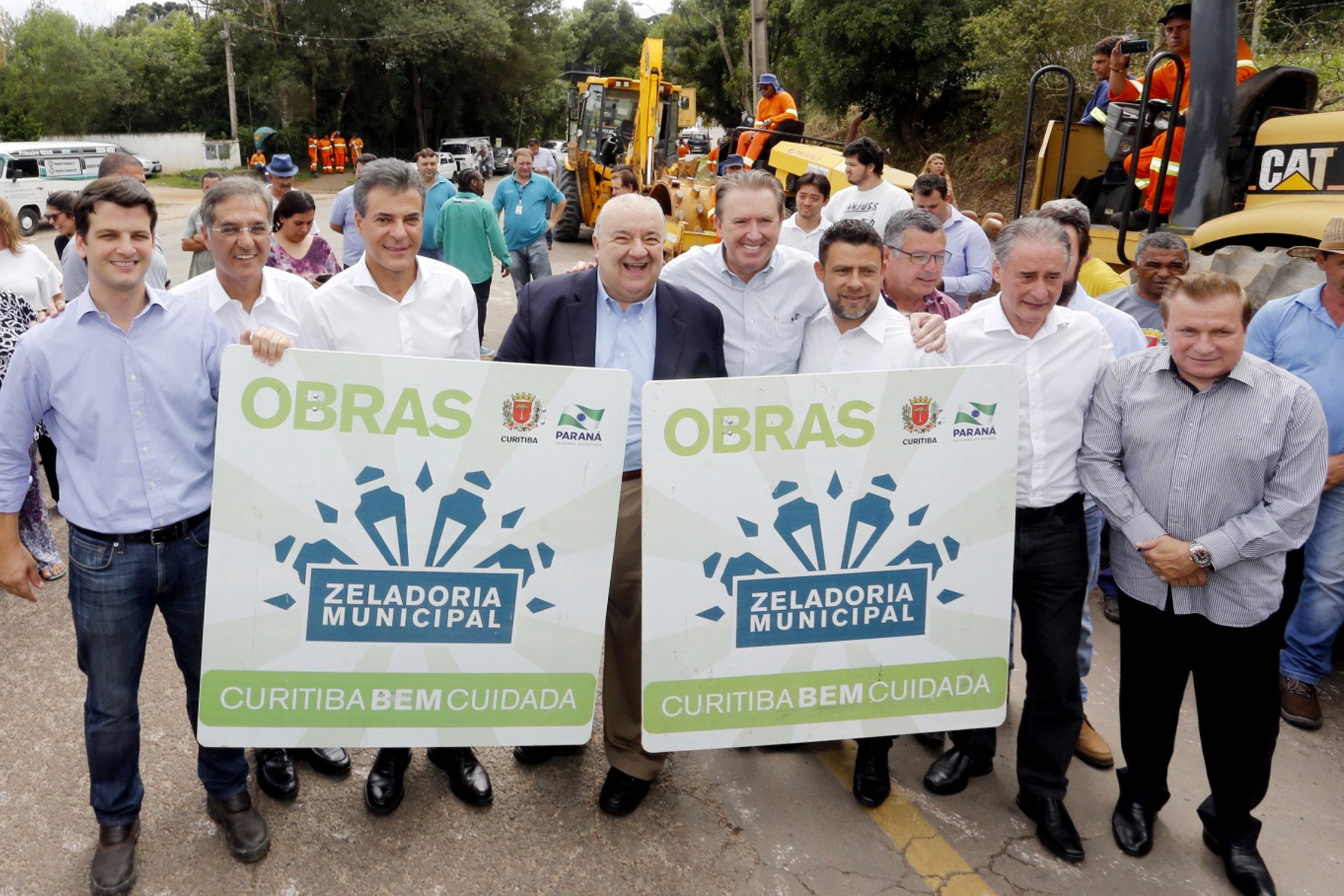 Curitiba vai asfaltar 240 ruas