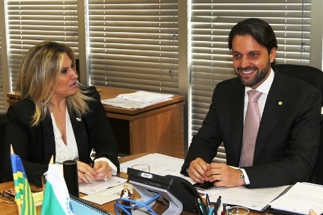 Cida e ministro das Cidades anuncia recursos para Curitiba e mais quatro cidades da RMC