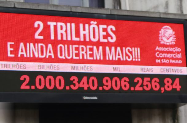 Impostômetro atinge R$ 900 bilhões nesta quinta