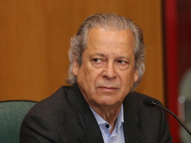 Dirceu tem até as 17h de sexta-feira para se entregar à PF em Brasília