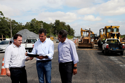 Beto Richa destaca entrega de viaduto da Rodovia João Leopoldo Jacomel em Pinhais