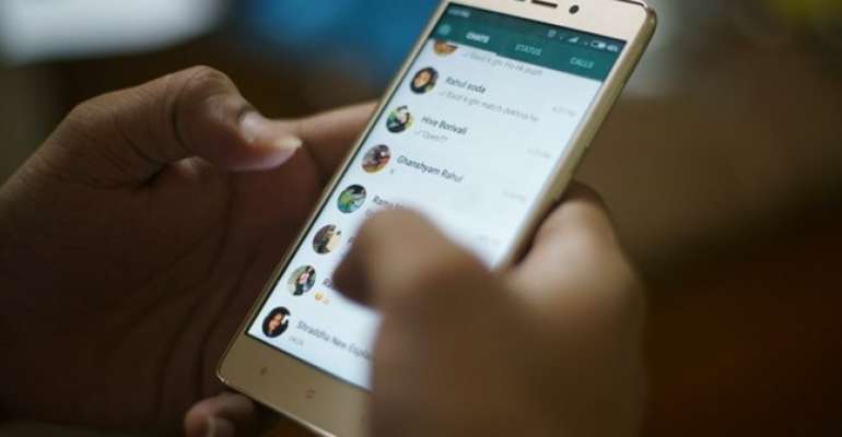 Popular e de difícil controle, WhatsApp mira notícias falsas
