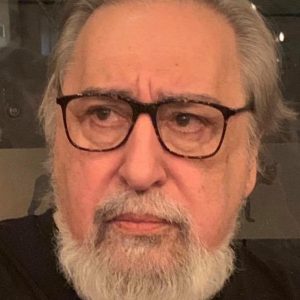 Poemas de Campana em sessão de leitura