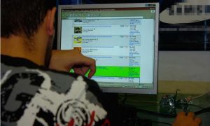 Golpe financeiro atinge 46% dos internautas no Brasil, diz pesquisa