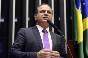 Juiz recusa ação contra Ricardo Barros
