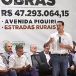 Ratinho Junior assinou convênio de R$ 47,3 milhões para obras de infraestrutura